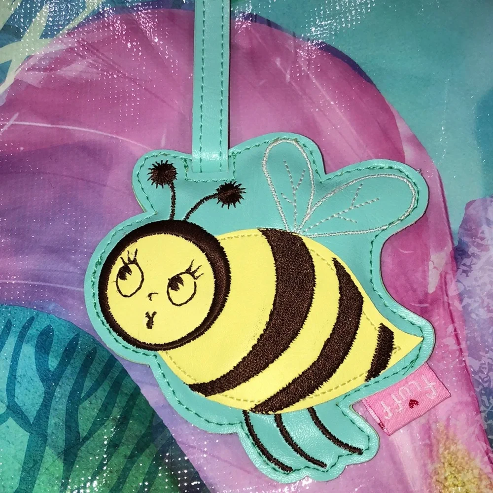 Fluff 🐝 Bag Tag - Picture 1 of 3
